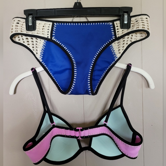 EUC Victoria Secret Blue Surf Crochet Bikini - Picture 7 of 10